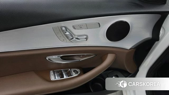Mercedes-Benz E-Class W213 id 4759067 из Кореи 22