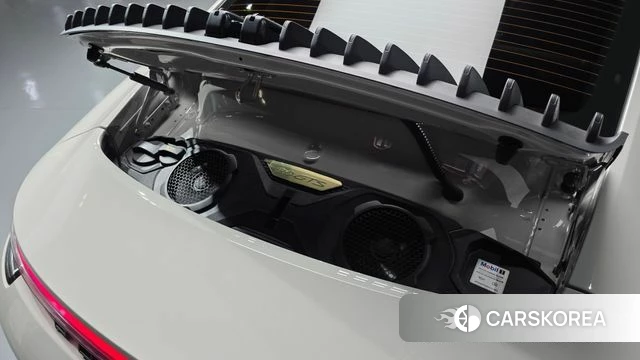 Porsche 911(992) id 4223795 из Кореи 22