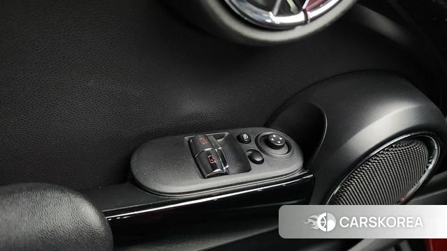 Mini Cooper S id 4246233 из Кореи 22