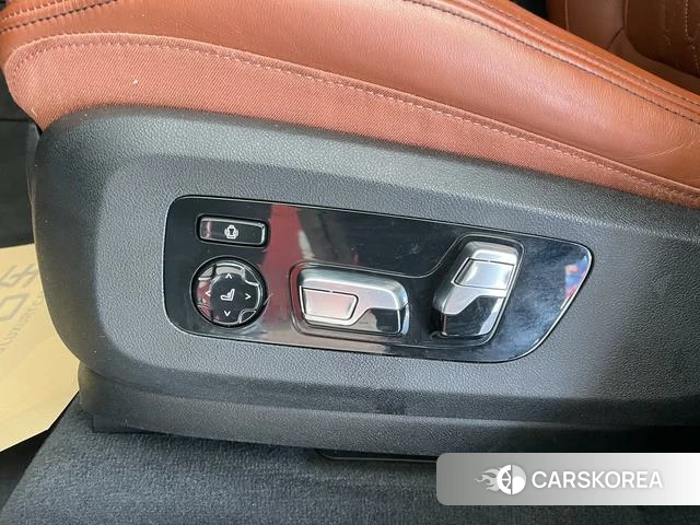 BMW X7 id 3857638 из Китая 22