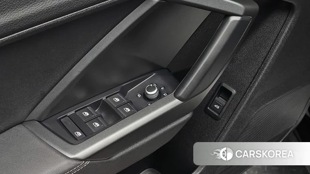Audi Q3 (F3) id 4506527 из Кореи 22