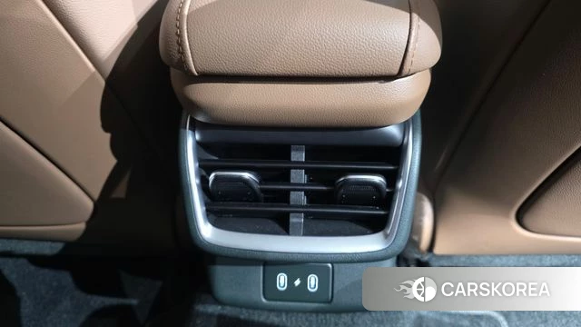Hyundai Grandeur Hybrid (GN7) id 4456334 из Кореи 22