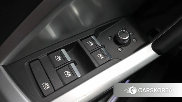 Audi Q3 (F3) id 4344646 из Кореи 22