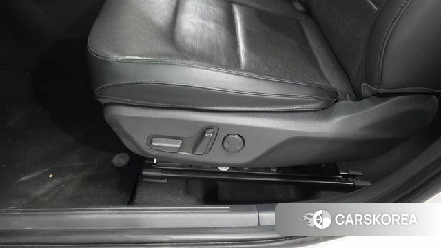 Kia Di Ol Nu Niro id 4422935 из Кореи 22