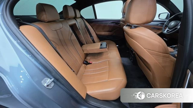 BMW 5 Series (G30) id 4246262 из Кореи 22