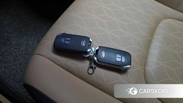 Kia Carnival 4th generation id 4501519 из Кореи 22