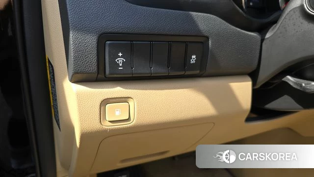 Kia The New Carnival id 4245601 из Кореи 22