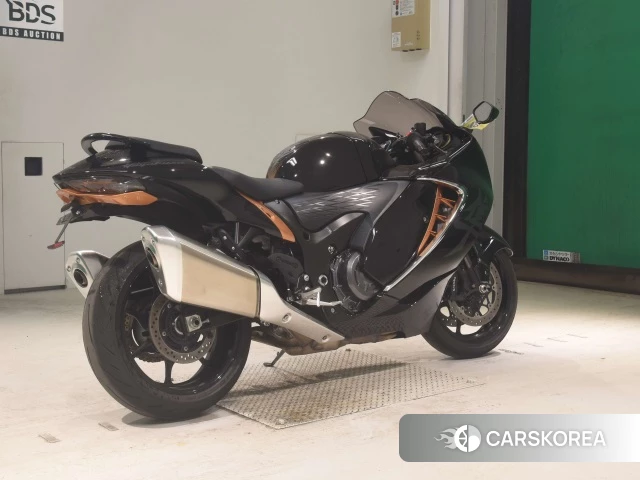 Suzuki GSX1300R HAYABUSA id 3947124 из Японии 22