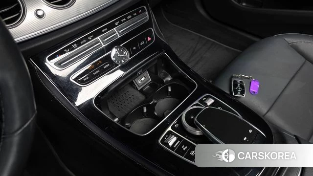 Mercedes-Benz E-Class W213 id 4304636 из Кореи 22