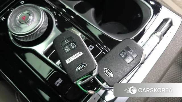Kia Carnival 4th generation id 4304010 из Кореи 22