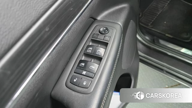 Jeep Grand Cherokee id 4518959 из Кореи 22