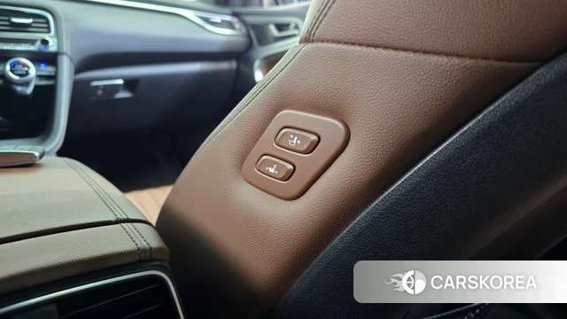 Genesis G70 id 4855955 из Кореи 22