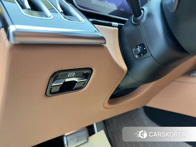 Mercedes-Benz Maybach S-class id 4353056 из Китая 22