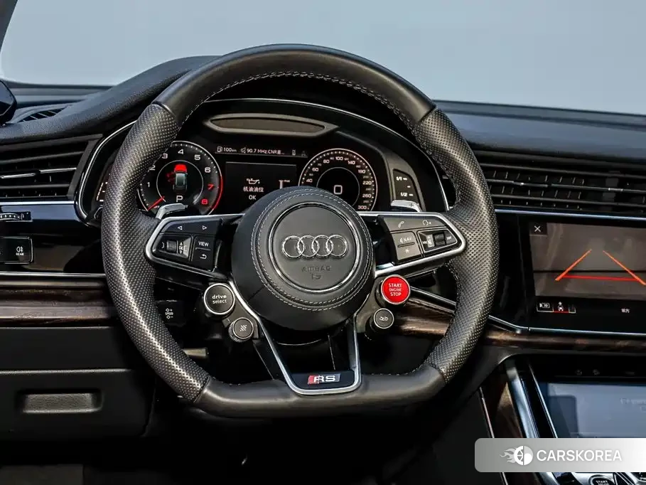 Audi Q8 id 4599756 из Китая 22