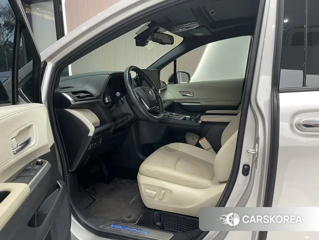 Toyota Saina id 4276493 из Китая 22