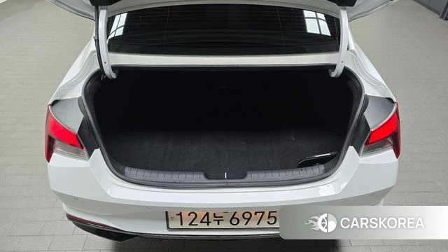 Hyundai Avante Hybrid (CN7) id 4506397 из Кореи 22