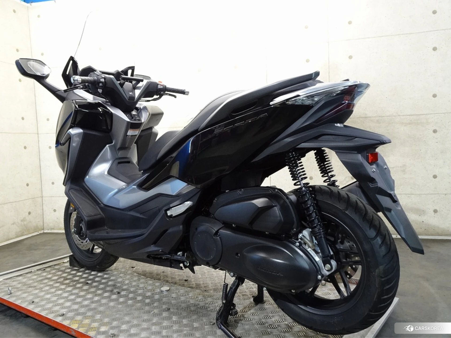 Honda FORZA id 4380212 из Японии 22