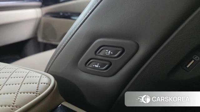 Kia Carnival 4th generation id 4642031 из Кореи 22