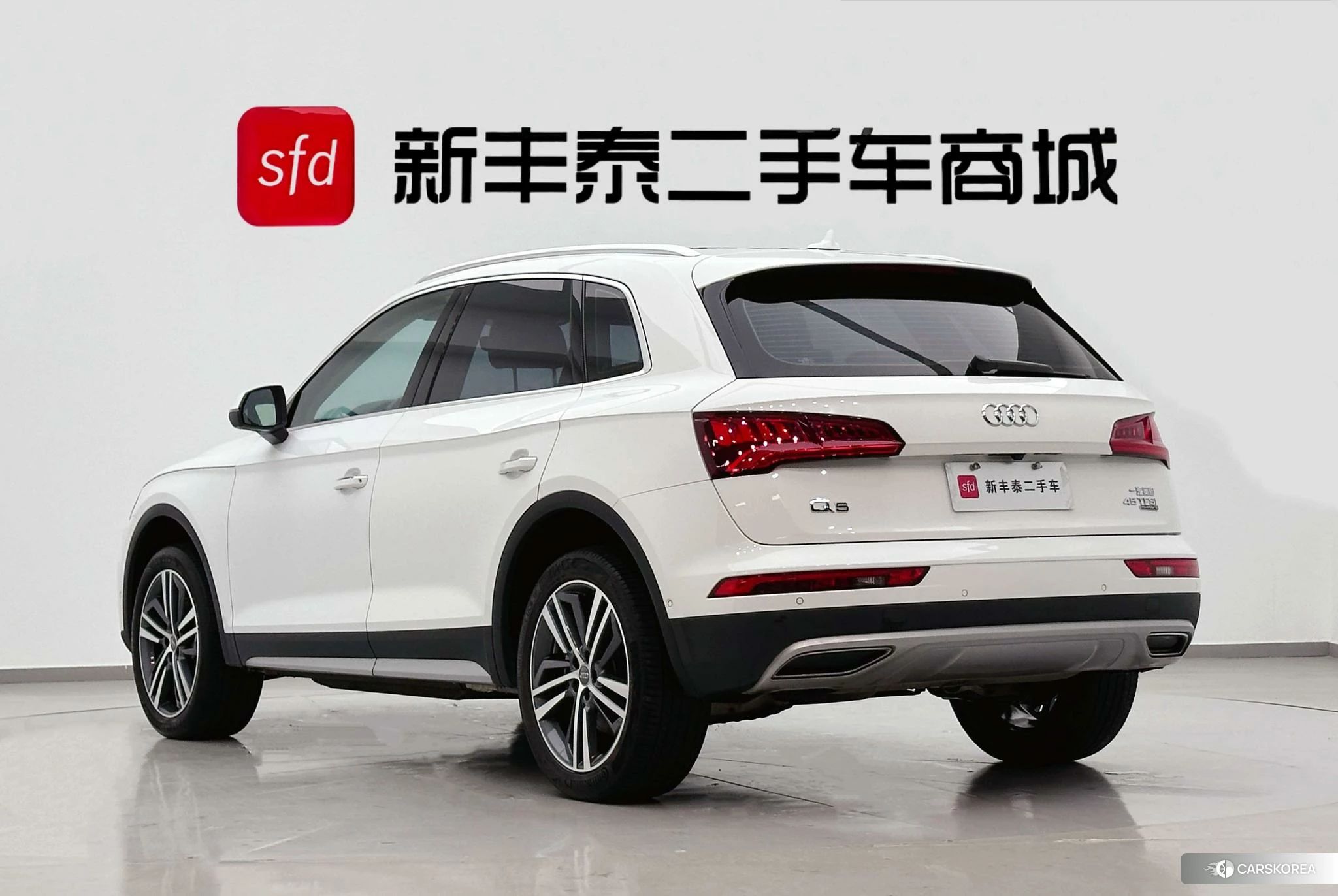 Audi Q5L id 4420032 из Китая 22