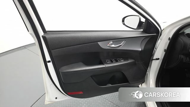 Kia The New K3 2nd generation id 4250025 из Кореи 22