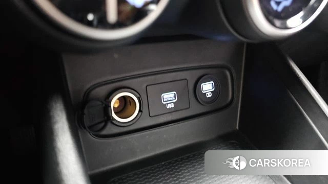 Hyundai Venue id 4284502 из Кореи 22
