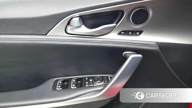 Kia Stinger id 4647701 из Кореи 22