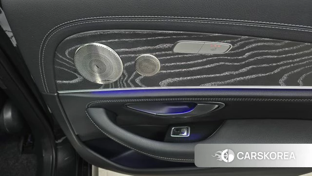 Mercedes-Benz E-Class W213 id 4711953 из Кореи 22