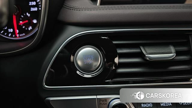 Genesis G70 id 4447405 из Кореи 22