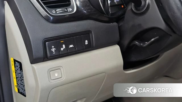 Kia The New Carnival id 4924017 из Кореи 22