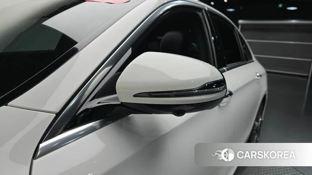 Mercedes-Benz E-Class W213 id 4579389 из Кореи 22