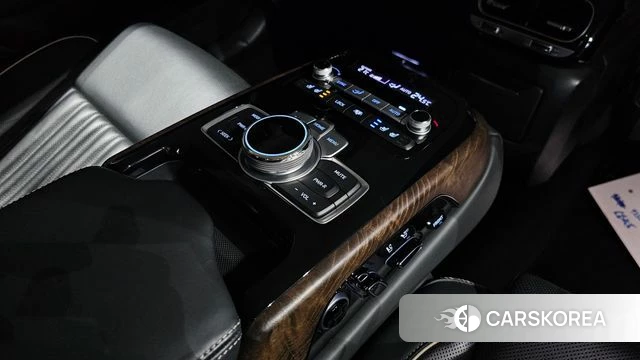 Genesis G90 id 4225410 из Кореи 22