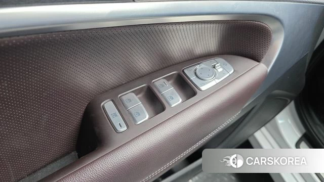 Genesis The New G70 id 4202738 из Кореи 22