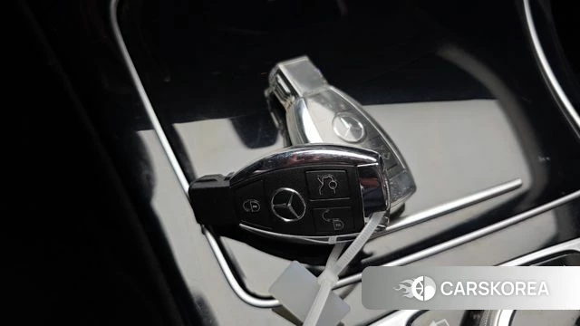 Mercedes-Benz C-Class W205 id 4286331 из Кореи 22