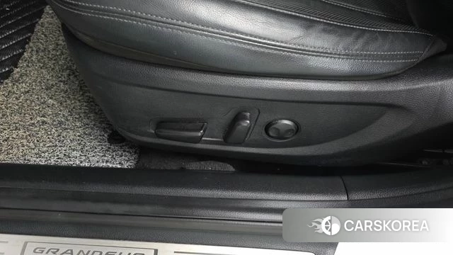 Hyundai The New Grandeur IG id 4556967 из Кореи 22