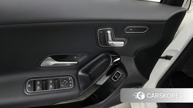 Mercedes-Benz A-Class W177 id 4881920 из Кореи 22