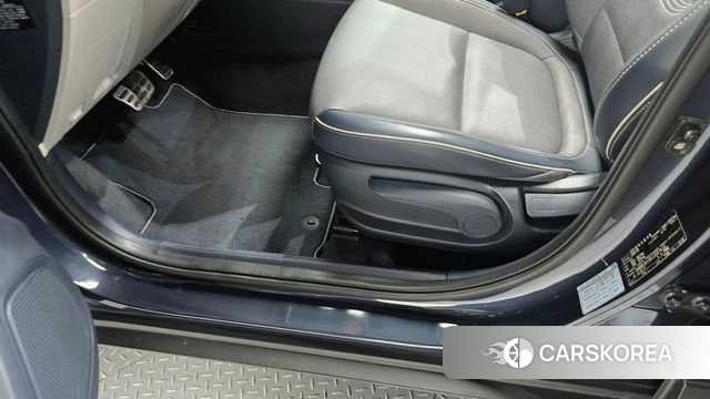 Hyundai Venue id 4446597 из Кореи 22