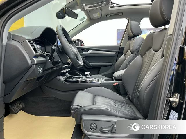 Audi Q5L id 4297770 из Китая 22