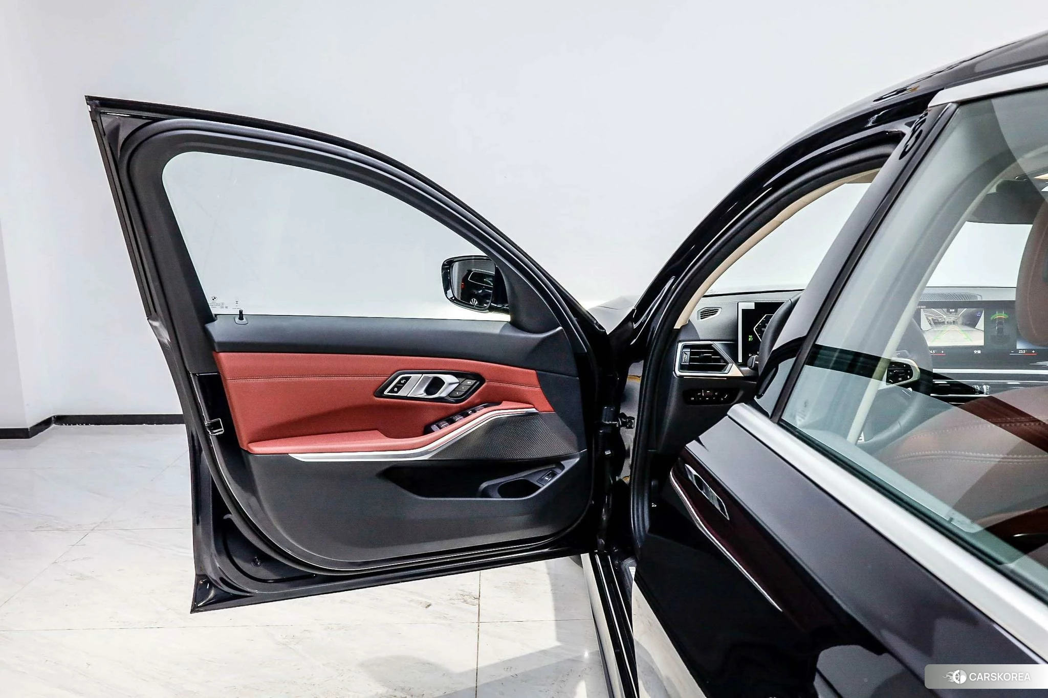BMW 3 series id 4419373 из Китая 22