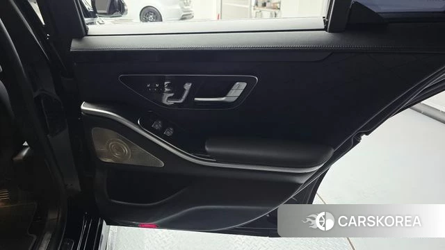 Mercedes-Benz S-Class W223 id 4309520 из Кореи 22