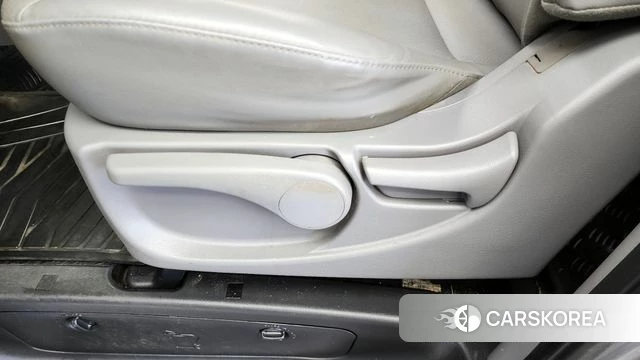 Hyundai The New Grand Starex id 4363314 из Кореи 22