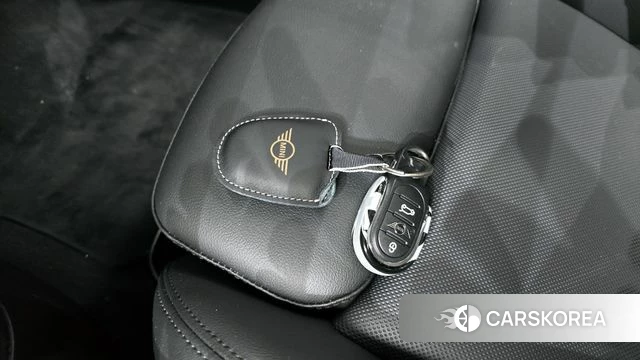 Mini Cooper S id 4224984 из Кореи 22