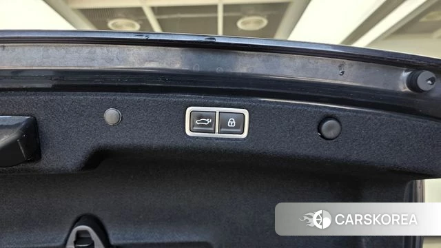 Hyundai Grandeur (GN7) id 4201723 из Кореи 22