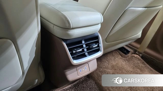 Hyundai Grandeur Hybrid (GN7) id 4422164 из Кореи 22
