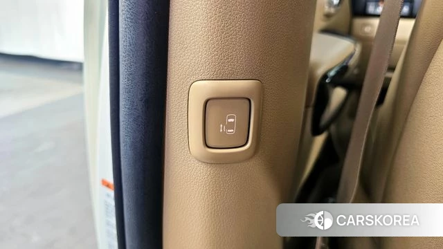 Kia The New Carnival id 4318107 из Кореи 22