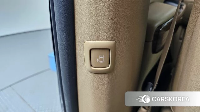 Kia All New Carnival id 4417375 из Кореи 22