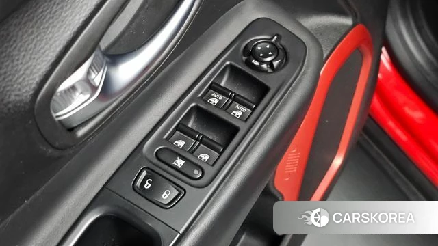 Jeep Renegade id 4770724 из Кореи 22