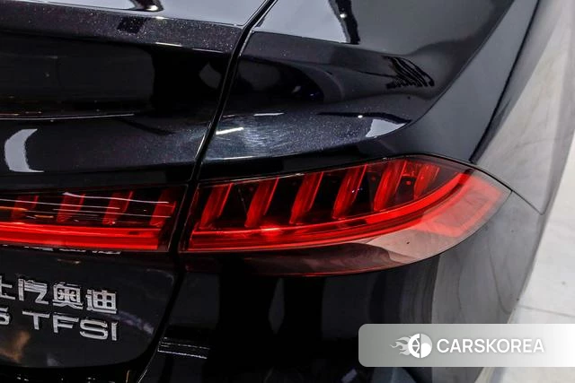 Audi A7L id 4273498 из Китая 22