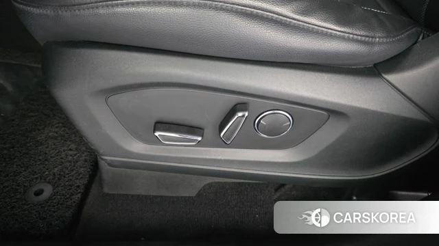 Ford Explorer 6th Generation id 4397264 из Кореи 22