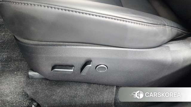 Tesla Model Y id 4360620 из Кореи 22