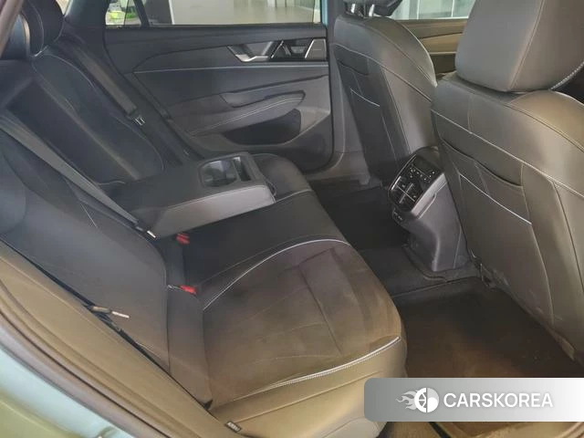 Volkswagen Passat id 4387638 из Китая 22